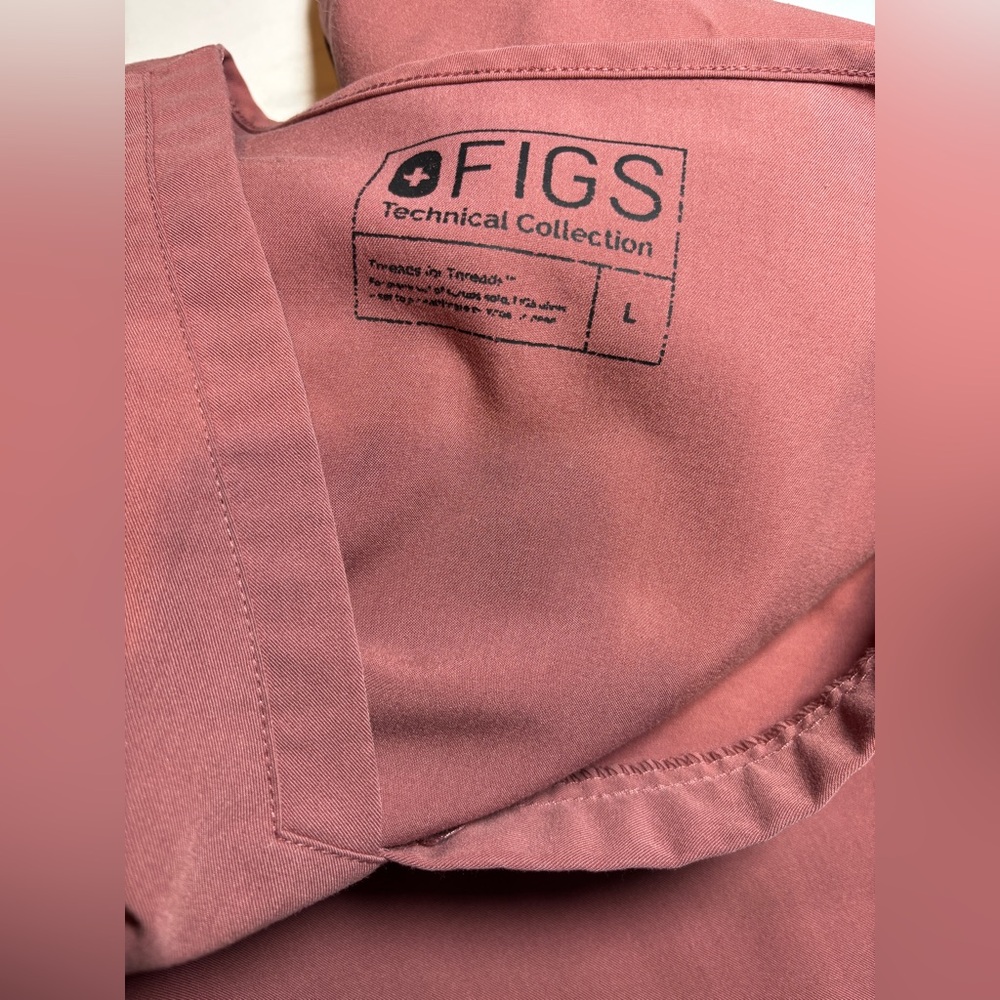 Figs Mauve Pink Scrub Top and Pants Set- large - Picture 8 of 16